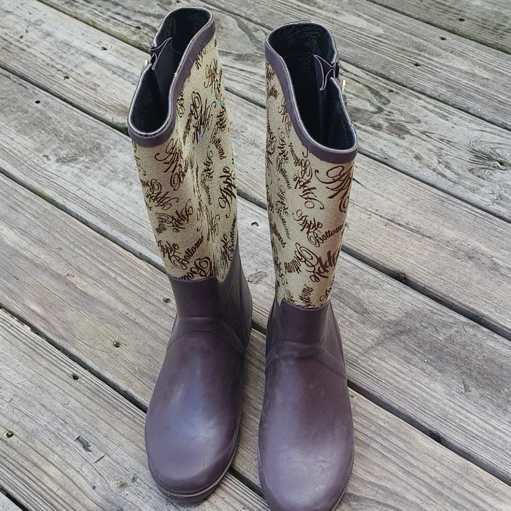 Applebottoms rain boots